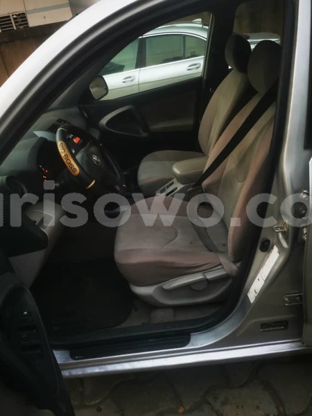 Big with watermark toyota rav4 benin cotonou 12468