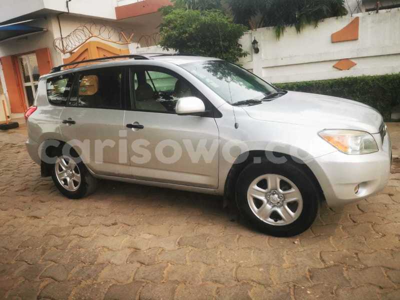 Big with watermark toyota rav4 benin cotonou 12468