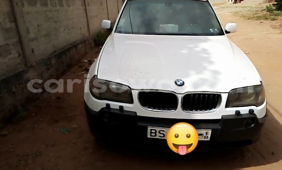 Ra Àlòkù BMW 3–Series funfun Ọkọ̀ in Abomey Calavi ni Benin Ra Àlòkù BMW 3–Series funfun Ọkọ̀ in Abomey Calavi ni Benin