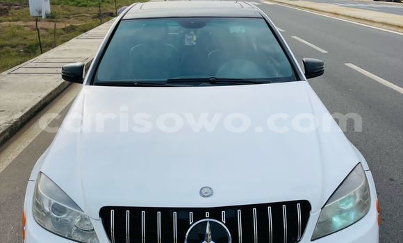 Buy Used Mercedes-Benz C–Class White Car in Abomey Calavi in Benign Buy Used Mercedes-Benz C–Class White Car in Abomey Calavi in Benign