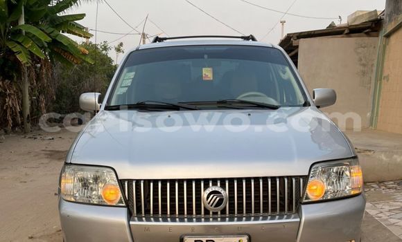Acheter Occasion Voiture Ford Escape Gris à Cotonou, Benin Acheter Occasion Voiture Ford Escape Gris à Cotonou, Benin