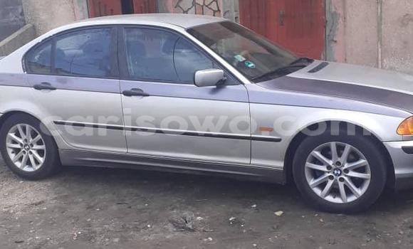 Sayi Na hannu BMW 1-Series Azurfa Mota in Cotonou a Benin Sayi Na hannu BMW 1-Series Azurfa Mota in Cotonou a Benin