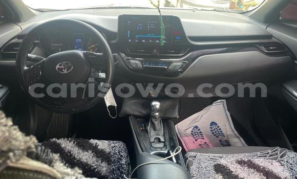 Sayi Na hannu Toyota C-HR Azurfa Mota in Cotonou a Benin Sayi Na hannu Toyota C-HR Azurfa Mota in Cotonou a Benin