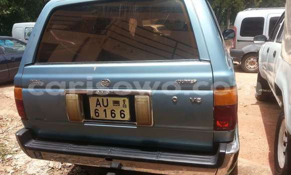 Sayi Na hannu Toyota 4Runner Blue Mota in Parakou a Benin Sayi Na hannu Toyota 4Runner Blue Mota in Parakou a Benin
