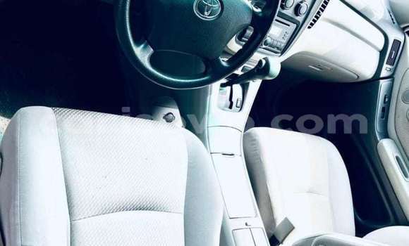 Ra Tuntun Toyota Highlander Silver Ọkọ̀ in Cotonou ni Benin Ra Tuntun Toyota Highlander Silver Ọkọ̀ in Cotonou ni Benin