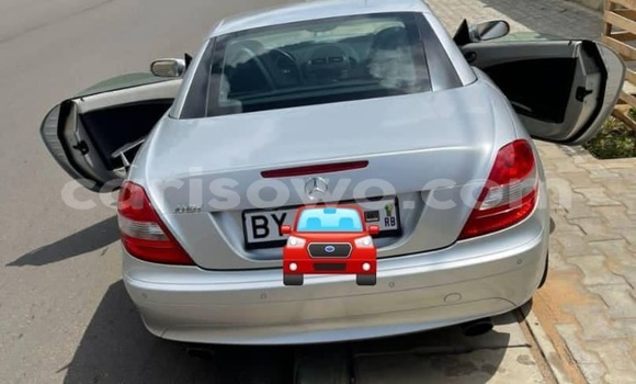 Ra Tuntun Mercedes-Benz SLK–Class Silver Ọkọ̀ in Cotonou ni Benin Ra Tuntun Mercedes-Benz SLK–Class Silver Ọkọ̀ in Cotonou ni Benin
