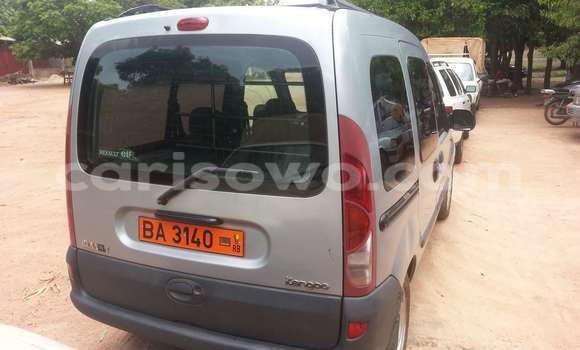 Acheter Occasion Voiture Renault Kangoo Noir à Parakou au Benin Acheter Occasion Voiture Renault Kangoo Noir à Parakou au Benin
