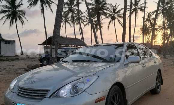 Sayi Na hannu Lexus ES 300 M Mota in Cotonou a Benin Sayi Na hannu Lexus ES 300 M Mota in Cotonou a Benin