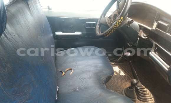 Acheter Occasion Voiture Toyota Hilux Blanc à Savalou, Benin Acheter Occasion Voiture Toyota Hilux Blanc à Savalou, Benin