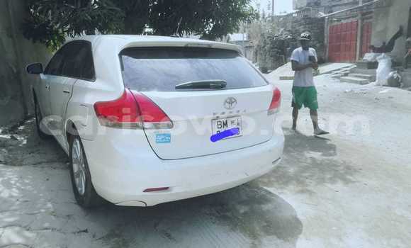 Ra Àlòkù Toyota Venza funfun Ọkọ̀ in Cotonou ni Benin