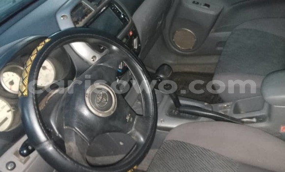 Acheter Occasion Voiture Toyota RAV4 Vert à Cotonou, Benin Acheter Occasion Voiture Toyota RAV4 Vert à Cotonou, Benin