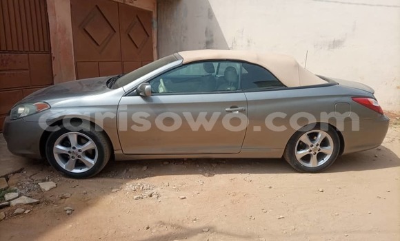 Acheter Occasion Voiture Toyota Solara Beige à Porto Novo, Benin