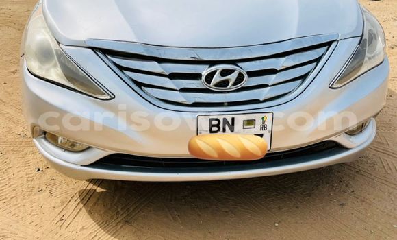 Acheter Occasion Voiture Hyundai Sonata Gris à Cotonou, Benin Acheter Occasion Voiture Hyundai Sonata Gris à Cotonou, Benin