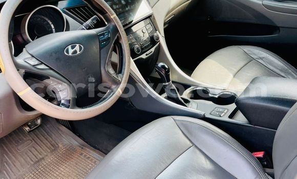 Sayi Na hannu Hyundai Sonata Azurfa Mota in Cotonou a Benin Sayi Na hannu Hyundai Sonata Azurfa Mota in Cotonou a Benin