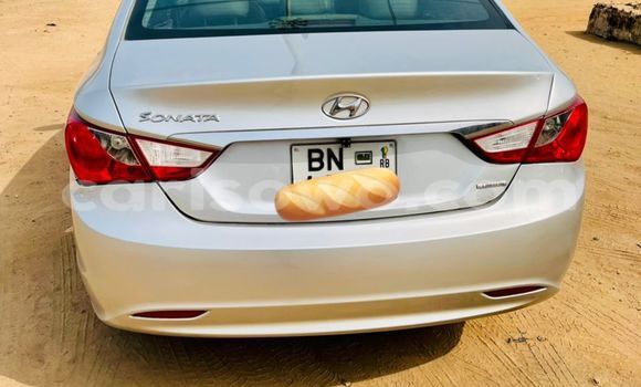 Sayi Na hannu Hyundai Sonata Azurfa Mota in Cotonou a Benin Sayi Na hannu Hyundai Sonata Azurfa Mota in Cotonou a Benin