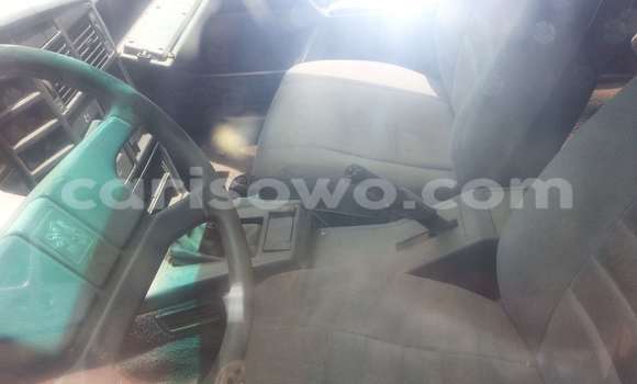 Sayi Na hannu Peugeot 605 Black Mota in Savalou a Benin Sayi Na hannu Peugeot 605 Black Mota in Savalou a Benin