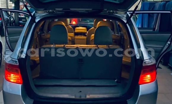 Sayi Na hannu Toyota Highlander Azurfa Mota in Abomey Calavi a Benin Sayi Na hannu Toyota Highlander Azurfa Mota in Abomey Calavi a Benin