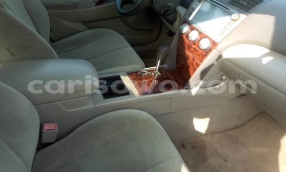 Ra Àlòkù Toyota Camry Silver Ọkọ̀ in Cotonou ni Benin Ra Àlòkù Toyota Camry Silver Ọkọ̀ in Cotonou ni Benin