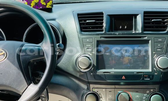 Sayi Na hannu Toyota Highlander Sauran Mota in Cotonou a Benin Sayi Na hannu Toyota Highlander Sauran Mota in Cotonou a Benin