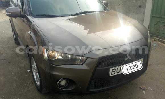 Acheter Occasion Voiture Mitsubishi Outlander Marron à Cotonou, Benin Acheter Occasion Voiture Mitsubishi Outlander Marron à Cotonou, Benin