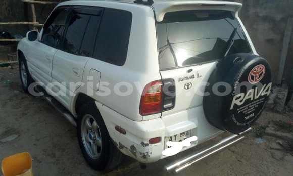 Acheter Occasion Voiture Toyota RAV4 Blanc à Cotonou, Benin