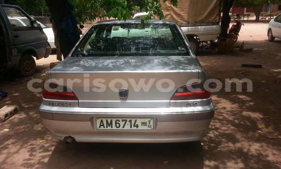 Sayi Na hannu Peugeot 406 Azurfa Mota in Parakou a Benin Sayi Na hannu Peugeot 406 Azurfa Mota in Parakou a Benin