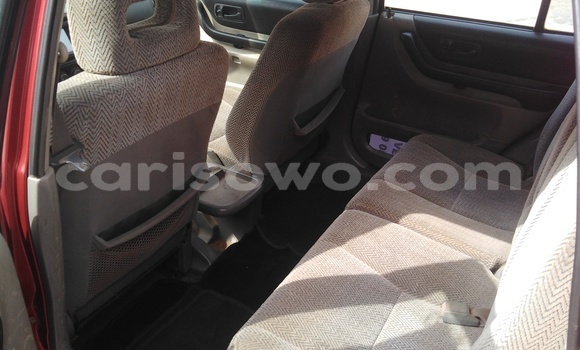 Ra Àlòkù Honda CR–V Red Ọkọ̀ in Cotonou ni Benin Ra Àlòkù Honda CR–V Red Ọkọ̀ in Cotonou ni Benin