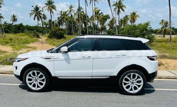 Buy Used Land Rover Range Rover Evoque White Car in Cotonou in Benign