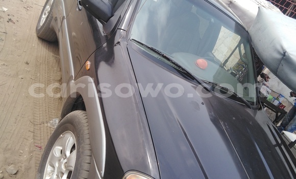 Ra Àlòkù Mazda Tribute Black Ọkọ̀ in Cotonou ni Benin Ra Àlòkù Mazda Tribute Black Ọkọ̀ in Cotonou ni Benin