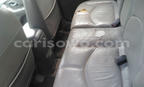 Ra Àlòkù Mazda Tribute Black Ọkọ̀ in Cotonou ni Benin Ra Àlòkù Mazda Tribute Black Ọkọ̀ in Cotonou ni Benin