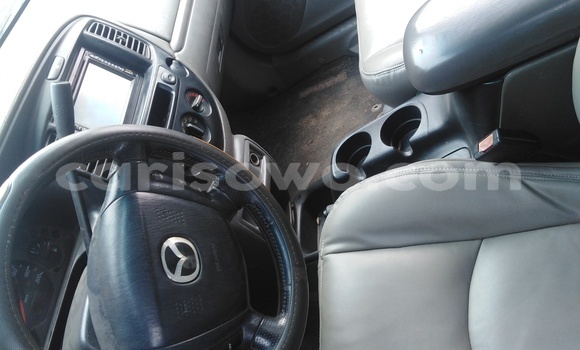 Ra Àlòkù Mazda Tribute Black Ọkọ̀ in Cotonou ni Benin Ra Àlòkù Mazda Tribute Black Ọkọ̀ in Cotonou ni Benin