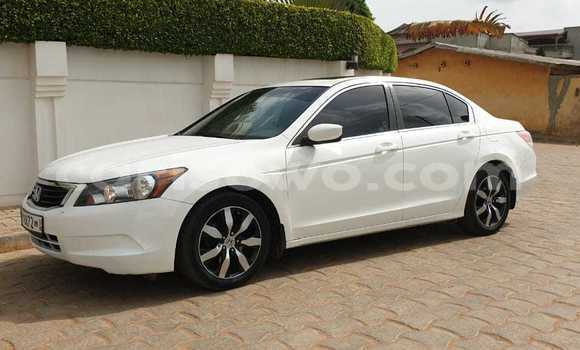 Buy Used Honda Accord White Car in Cotonou in Benign Buy Used Honda Accord White Car in Cotonou in Benign