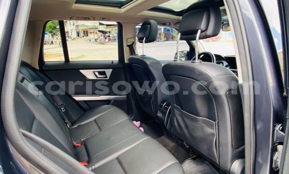 Ra Àlòkù Mercedes-Benz GLK–Class Blue Ọkọ̀ in Cotonou ni Benin Ra Àlòkù Mercedes-Benz GLK–Class Blue Ọkọ̀ in Cotonou ni Benin