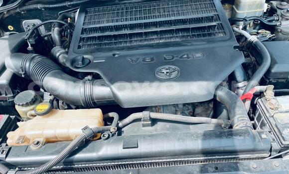 Sayi Na hannu Toyota Land Cruiser White Mota in Cotonou a Benin Sayi Na hannu Toyota Land Cruiser White Mota in Cotonou a Benin