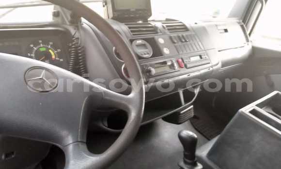 Acheter Occasion Utilitaire Mercedes‒Benz Arocs Blanc à Cotonou, Benin Acheter Occasion Utilitaire Mercedes‒Benz Arocs Blanc à Cotonou, Benin