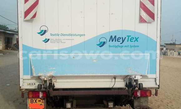 Acheter Occasion Utilitaire Mercedes‒Benz Arocs Blanc à Cotonou, Benin Acheter Occasion Utilitaire Mercedes‒Benz Arocs Blanc à Cotonou, Benin