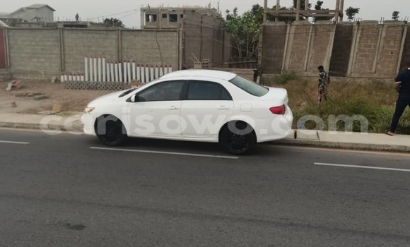 Acheter Occasion Voiture Toyota Corolla Blanc à Cotonou, Benin Acheter Occasion Voiture Toyota Corolla Blanc à Cotonou, Benin