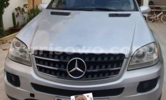 Buy Used Mercedes-Benz ML–Class Silver Car in Cotonou in Benign