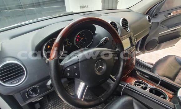 Ra Àlòkù Mercedes-Benz ML–Class Silver Ọkọ̀ in Cotonou ni Benin Ra Àlòkù Mercedes-Benz ML–Class Silver Ọkọ̀ in Cotonou ni Benin