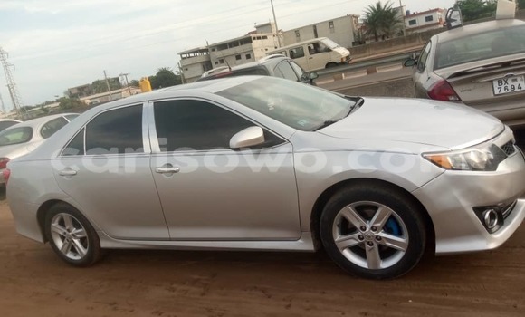 Acheter Occasion Voiture Toyota Camry Gris à Porto Novo, Benin
