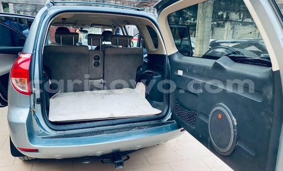 Buy Used Toyota RAV4 Silver Car in Abomey Calavi in Benign Buy Used Toyota RAV4 Silver Car in Abomey Calavi in Benign