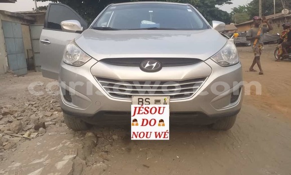 Buy Used Hyundai Tucson Silver Car in Cotonou in Benign