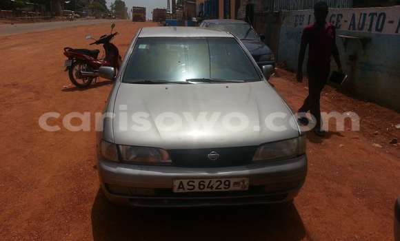 Sayi Na hannu Nissan Primera Azurfa Mota in Parakou a Benin Sayi Na hannu Nissan Primera Azurfa Mota in Parakou a Benin