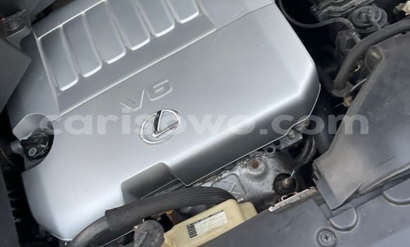 Sayi Na hannu Lexus RX 350 White Mota in Abomey Calavi a Benin Sayi Na hannu Lexus RX 350 White Mota in Abomey Calavi a Benin