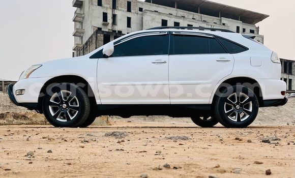Sayi Na hannu Lexus RX 350 White Mota in Abomey Calavi a Benin Sayi Na hannu Lexus RX 350 White Mota in Abomey Calavi a Benin