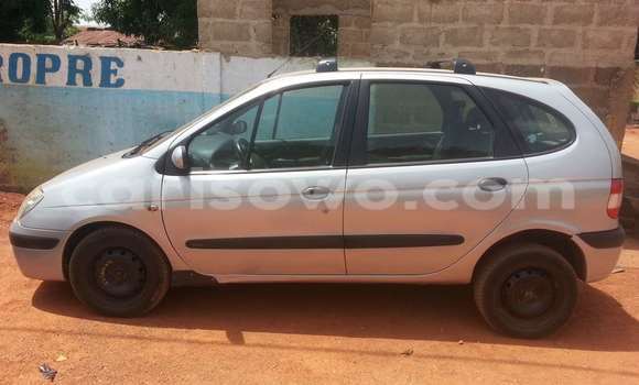 Buy Used Renault Scenic Silver Car in Parakou in Benign Buy Used Renault Scenic Silver Car in Parakou in Benign