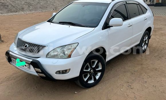 Sayi Na hannu Lexus RX 350 White Mota in Cotonou a Benin Sayi Na hannu Lexus RX 350 White Mota in Cotonou a Benin
