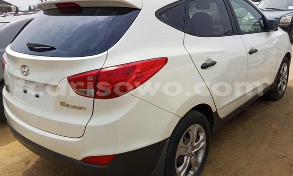 Sayi Imported Hyundai Tucson White Mota in Cotonou a Benin Sayi Imported Hyundai Tucson White Mota in Cotonou a Benin
