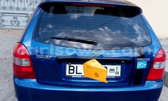 Acheter Occasion Voiture Mazda 323 Bleu à Abomey Calavi, Benin Acheter Occasion Voiture Mazda 323 Bleu à Abomey Calavi, Benin