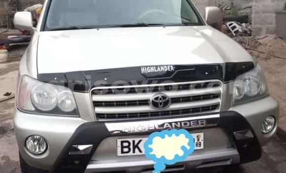 Ra Àlòkù Toyota Highlander Silver Ọkọ̀ in Cotonou ni Benin Ra Àlòkù Toyota Highlander Silver Ọkọ̀ in Cotonou ni Benin